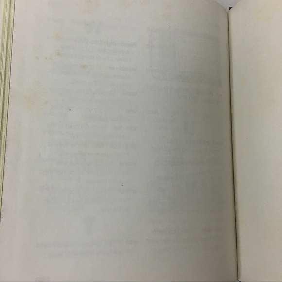 VINTAGE 1986 Small World Classroom Reading Book Homeschooling Library Level 7 - Picture 14 of 15